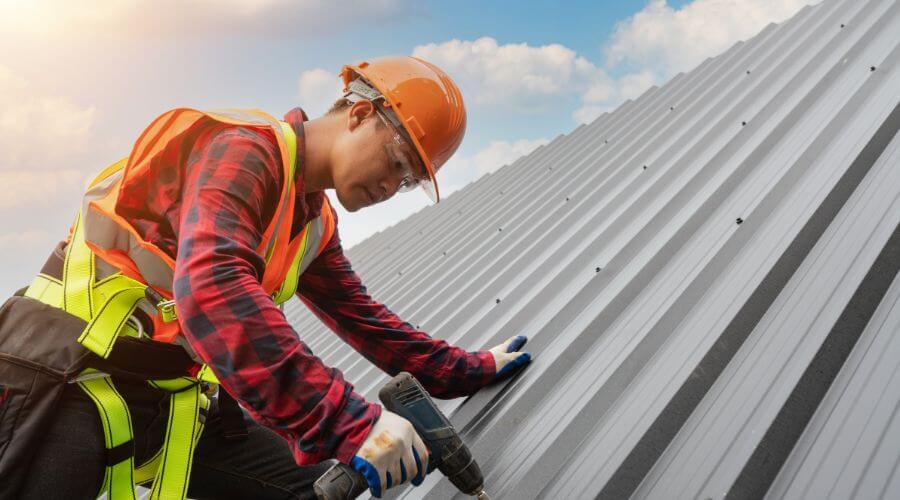 Owens Corning roofing contractor in Springport, MI